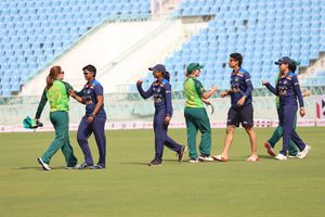 INDW vs RSAW: చెలరేగిన జులన్‌ గోస్వామి, స్మృతి మంధాన .. భారత్‌ ఘన విజయం!!