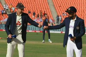 India vs England: టాస్‌ గెలిచి బ్యాటింగ్‌ ఎంచుకున్న ఇంగ్లండ్.. ఆర్చర్, బ్రాడ్ ఔట్! సిరాజ్‌ ఇన్!