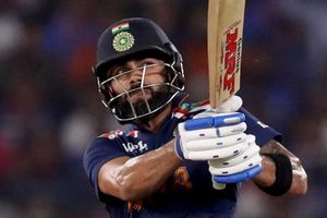 ఇషాన్ కిషన్ వల్లే కోహ్లీ ఫామ్ అందుకున్నాడు: ఇంగ్లండ్ మాజీ క్రికెటర్