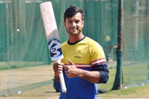 కంగ్రాట్స్ మయాంక్.. కొడుకా? బిడ్డా? న్యూజిలాండ్ ఆల్‌రౌండర్ సెటైర్స్!