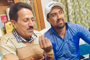 సారీ నాన్నా.. నిన్ను కాపాడుకోలేకపోయాను: రాహుల్