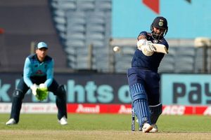 India vs England: 28 బంతుల్లో పంత్ హాఫ్ సెంచరీ.. రాహుల్ సెంచరీ!! భారీ స్కోర్ దిశగా భారత్!