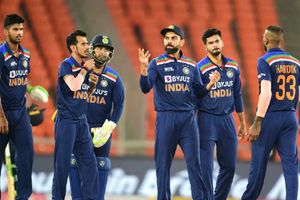 India vs England: ఎంతపని చేశావ్ విరాట్ కోహ్లీ.. నీ తొందరపాటు వల్లే మ్యాచ్ ఓడాం!