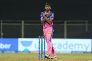 Chetan Sakariya: ఎవరీ కొత్త కుర్రాడు..ధోనీ వికెట్ పడగొట్టాడు: డెబ్యూ సీజన్‌లో