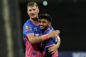 ప్రజలను సంతోష పెట్టడమే మా బాధ్యత: క్రిస్ మోరీస్