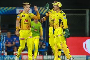 బ్యాట్స్‌మన్ X బౌలర్ మధ్యే యుద్దం.. థ్రిల్లింగ్ మ్యాచ్‌లన్నీ అంతే: ధోనీ