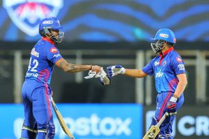 CSK vs DC: చుక్కలు చూపించిన పృథ్వీ షా, శిఖర్ ధావన్.. చెన్నైపై ఢిల్లీ ఘన విజయం!!