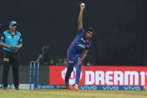 ఆ భయంతోనే ఐపీఎల్‌ను వీడుతున్న ఆటగాళ్లు!