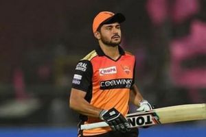 SRH మిడిలార్డర్ సమస్య తీరాలంటే అతన్ని జట్టులోకి తీసుకోవాలి: దీప్‌దాస్ గుప్తా