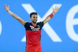 IPL 2021: పాపం హర్షల్ పటేల్.. జడేజా దెబ్బకు చెత్త రికార్డు.. గంగలో కలిసిన పర్పుల్ క్యాప్ ఘనత!