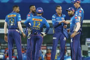 KKR vs MI: ఓటమి దశ నుంచి గెలుపు.. కెప్టెన్సీలో రోహిత్ శర్మ దేవుడు!!