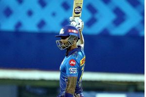 KKR vs MI: 99 మీటర్ల భారీ సిక్స్.. నోరెళ్లబెట్టేసిన హార్దిక్ పాండ్యా!! (వీడియో)