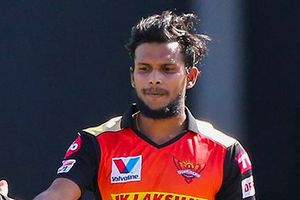 మాటలు రావడం లేదు.. ఇలా మధ్యలో వదిలి వెళ్లడం బాధగా ఉంది: నటరాజన్