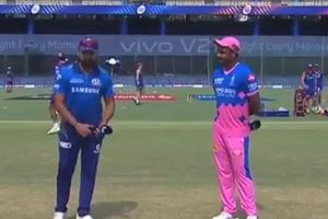 MI vs RR: టాస్ గెలిచి బౌలింగ్ ఎంచుకున్న ముంబై.. ఇషాన్ కిషన్ ఔట్! గోపాల్‌కు మరోసారి నిరాశే!