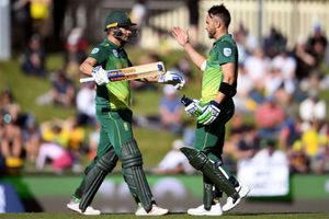 నన్ను, నా భార్యను చంపేస్తామన్నారు.. కారణం డివిలియర్స్‌: డుప్లెసిస్