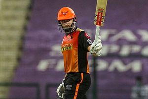 SRH vs MI: కేన్‌ మామకు టఫ్‌ఫైట్.. శంకర్ ఔట్.. వార్నర్‌కు నో చాన్స్.. తుది జట్లు ఇవే!