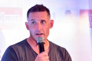 IPL 2021: హమ్మయ్య.. ఎట్టకేలకు స్వదేశం చేరుకున్న ఆసీస్ క్రికెట‌ర్లు! హస్సీ మాత్రం!