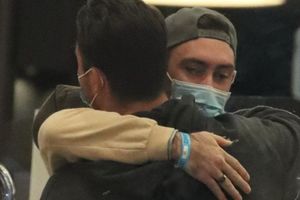 ఎమోషనల్ సీన్స్: మాల్దీవుల్లో మూడు వారాలు: ఇంటికెళ్లిన డేవిడ్ భాయ్, స్టీవ్ స్మిత్, కమ్మిన్స్