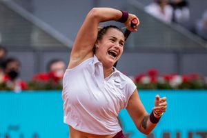 మాడ్రిడ్‌ ఓపెన్‌ 'క్వీన్‌' సబలెంక.. టాప్‌ సీడ్ బార్టీకి షాక్!!