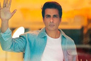 ఆ ఐపీఎల్ ప్లేయర్‌ను అభినందించిన కలియుగ కర్ణుడు సోనూ సూద్!