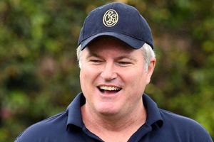 మ్యాన్ హంట్: రెండు గంటల పాటు కారులో: గర్ల్‌ఫ్రెండ్‌తో డేటింగ్: మాజీ లెజెండరీ స్పిన్నర్ కిడ్నాప్