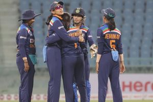 మహిళా క్రికెటర్ల వార్షిక కాంట్రాక్ట్‌ల ప్రకటన.. షెఫాలీకి ప్రమోషన్.. ఆ నలుగురికి డిమోషన్!
