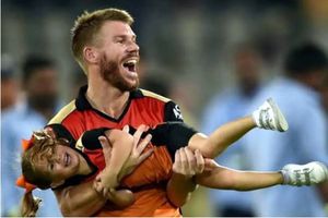 IPL 2021: ప్లీజ్‌ డాడీ.. ఎక్కడికి వెళ్లకుండా డైరెక్ట్‌గా ఇంటికి వచ్చేయ్‌! చాలా మిస్సవుతున్నాం!