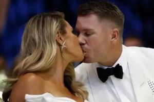 David Warner‌ను తొలిసారి చూసినప్పుడు వీడెవడ్రా ఇంత మొరటుగా ఉన్నాడనుకున్నా: క్యాండీస్ వార్నర్