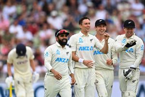 Eng vs NZ: చెలరేగిన వాగ్నర్, హెన్రీ.. 22 ఏళ్ల తర్వాత సిరీస్ గెలిచిన కివీస్!