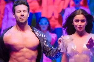 అలియా బట్‌తో డేవిడ్ వార్నర్ చిందులు.. చూస్తే నోరెళ్లబెట్టాల్సిందే!