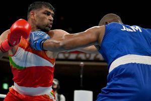 బాక్సింగ్‌లో భారత్ సూపర్ హెవీ విక్టరీ: ఫస్ట్‌టైమ్ ఒలింపిక్స్‌కు: యూపీ బాక్సర్‌ రికార్డ్