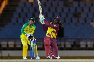 Chris Gayle: క్రికెట్ చరిత్రలోనే ఒకే ఒక్కడు.. విండీస్ వీరుడా మజాకా!