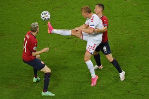 Euro 2020: 29 ఏళ్ల తర్వాత సెమీఫైనల్‌కు డెన్మార్క్‌.. ఇటలీ గోల్ ఆనందం!!