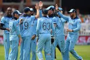 ఇంగ్లండ్ ఆటగాళ్లకు కరోనా వచ్చినా.. విహార యాత్రలోనే టీమిండియా ప్లేయర్స్! వింబుల్డన్‌లో అశ్విన్‌! ఏదైనా జరిగితే