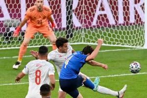 Euro 2020: పెనాల్టీ షూటౌట్‌లో మెరిసిన జోర్గిన్హో.. ఫైనల్‌కు ఇటలీ!!