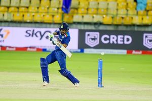 IND vs SL: పృథ్వీ షా, ఇషాన్, ధావన్ ఔట్.. కష్టాల్లో భారత్!
