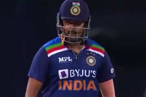 India vs Sri Lanka:పృథ్వీ షా బౌండరీల వర్షం..24 బంతుల్లో 43 రన్స్!టీమిండియాకు అదిరే ఆరంభం!