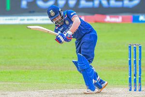 India vs England: వెనక్కి తగ్గిన బీసీసీఐ.. ఇంగ్లండ్ పర్యటనకు పృథ్వీ షా, సూర్యకుమార్!!