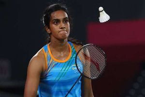 పీవీ సింధు ఖాతాలో మరొకటి: వార్ వన్ సైడ్: క్వార్టర్స్ ఎంట్రీ లాంఛనమే