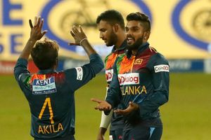 IPL 2021: ఆర్‌సీబీలోకి వరల్డ్ నెంబర్ 2 బౌలర్ వానిందు హసరంగ!