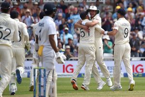 IND vs ENG:టీమిండియాదే బ్యాటింగ్..మూడు మార్పుతో బరిలోకి ఇంగ్లండ్!శార్దూల్ ఔట్..ఇషాంత్ ఇన్!అశ్విన్‌కు నిరాశే!