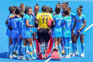 మహిళా హాకీ ప్లేయర్లకు రూ.50 లక్షల నజారానా ప్రకటించిన సీఎం: ఆ తొమ్మిదిమందికి మాత్రమే