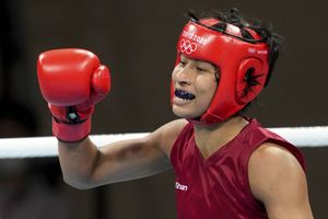 ఒలింపిక్స్‌లో పతకం సాధిస్తే గానీ.. ఊరికి రోడ్డు వేయలేదు: లవ్లీనా స్వగ్రామం దుస్థితి