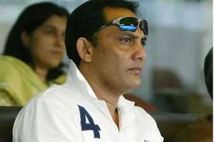 అజార్ భాయ్ మందు ఏసావా? తప్పుకుంది స్టువర్ట్ బ్రాడ్.. అతని అయ్య కాదు!