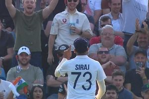 వీడియో: పంచింగ్ ఫలక్‌నుమాకే పంచ్‌లా: ఫ్యాన్స్‌పై సిరాజ్ రివర్స్ అటాక్