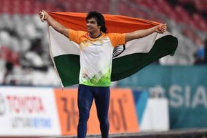 Tokyo 2020: భారత్ ఖాతాలో స్వర్ణం.. చరిత్ర సృష్టించిన నీరజ్ చోప్రా!