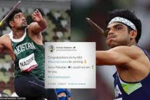 పాకిస్థాన్ బళ్లెం వీరుడికి ఫేక్ ట్వీట్ సెగ.. నీరజ్ చోప్రాను కొనియాడేందుకు సిగ్గు లేదా? అంటూ పాక్ ఫ్యాన్స్ రచ్చ