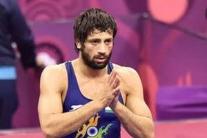 Ravi Dahiya: టోక్యో ఒలింపిక్స్‌లో భారత్‌ను పతకానికి చేరువగా తీసుకెళ్లిన కుస్తీ వీరుడు