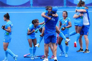 Tokyo 2020: హాకీ అమ్మాయిలు, బాక్సర్ లవ్లీనాకు సెమీస్ గండం.. రేపటి భారత షెడ్యూల్ ఇదే!