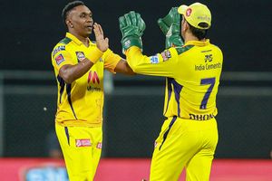 అందుకే డ్వేన్ బ్రావో‌ను పక్కనపెట్టాం: ధోనీ